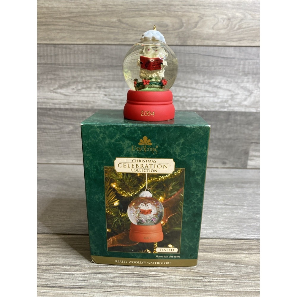 Vintage Dayspring "Christmas Celebration Collection"Really Woolly Waterglobe2004